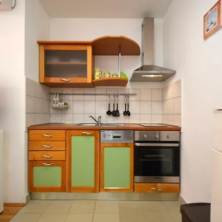Paladin Guest house Cizici